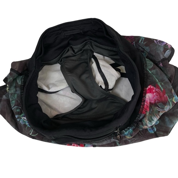 lululemon Run Speed Short RARE Curious Jungle Black Luxtreme *4-way stretch - Picture 14 of 16